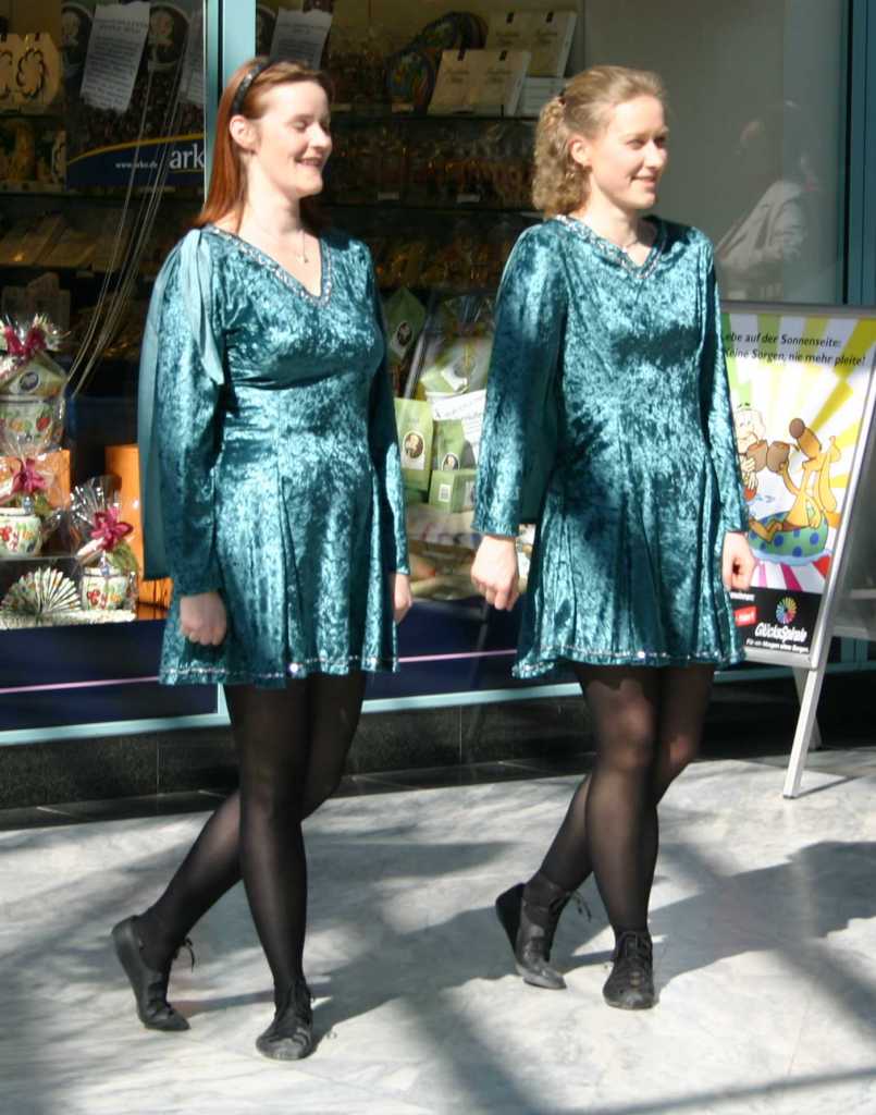 Ki-Heij und Corinna beim Girls' Reel