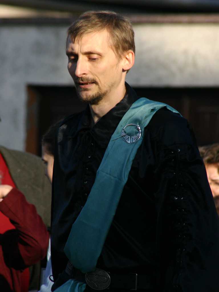 Tec nachdenklich