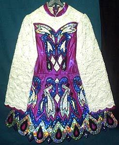 Kleid 244, Vorderseite