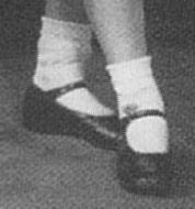 Light Shoes mit fester Sohle und kleinem Absatz, 1928