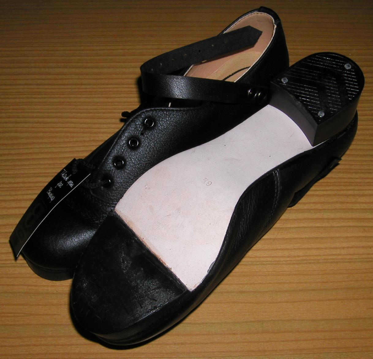 Jig Shoes, 2003