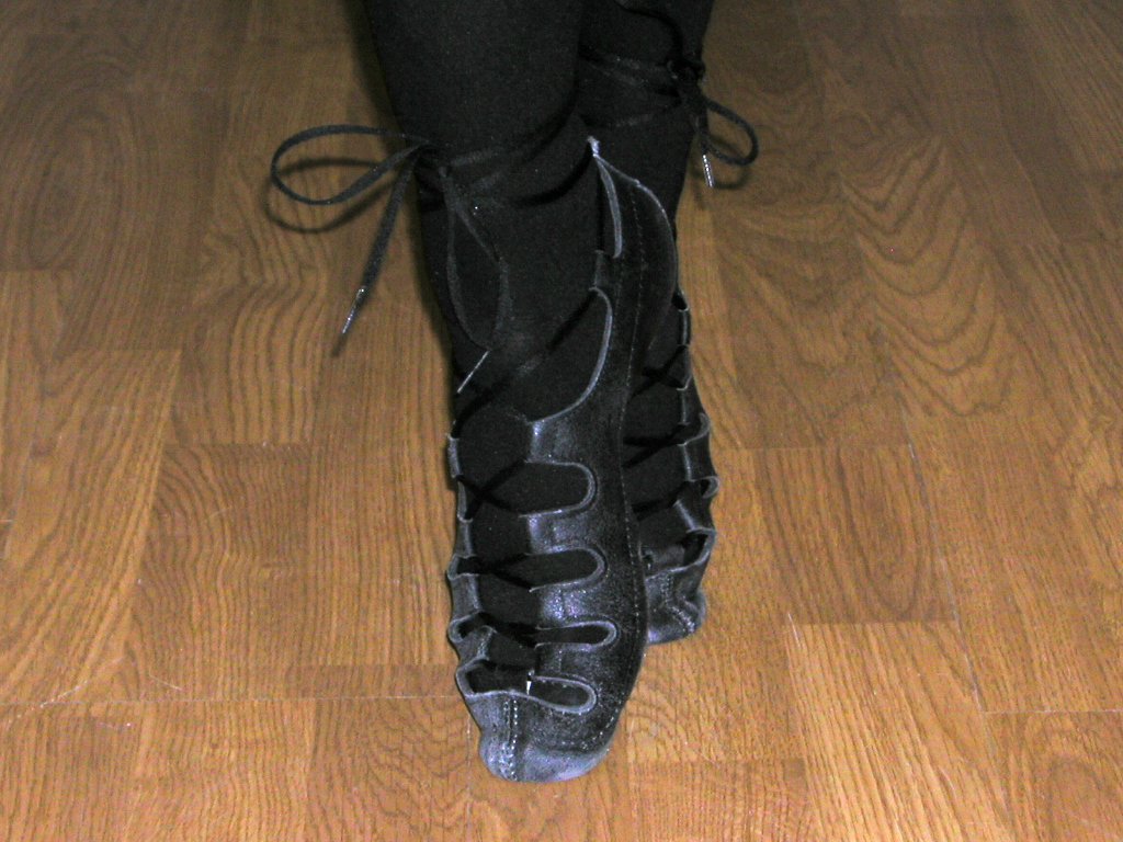 Toe Stand